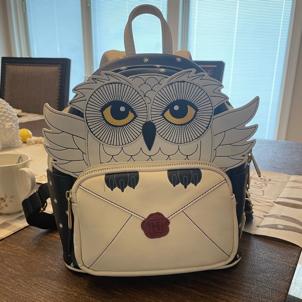 Loungefly Hedwig Backpack